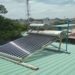 Thợ Sửa Máy Nước Nóng Năng Lượng Mặt Trời Bình Thạnh - Giá rẻ - 0778555730 12 may nuoc nong nlmt 1